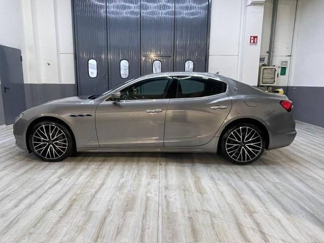 Maserati Ghibli L4 330 CV MHEV Gransport