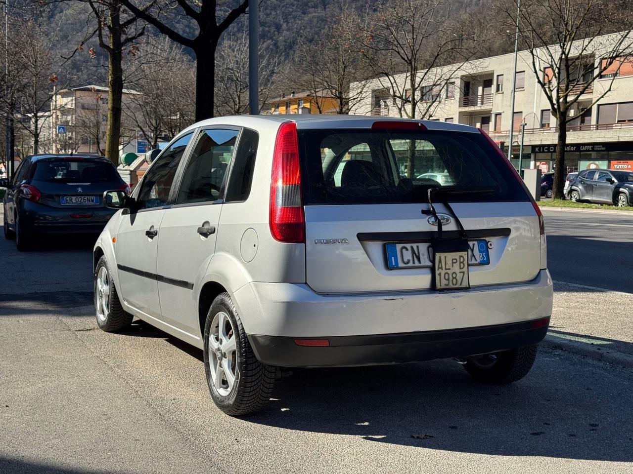 Ford Fiesta 1.2 16V 5p. CINGHIA NUOVA - OK NEOPATENTATI