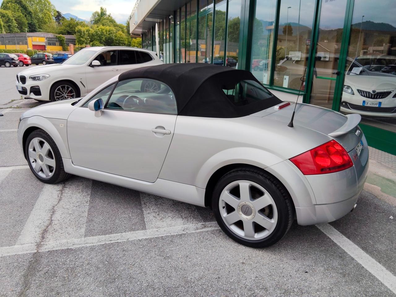 Audi TT Roadster 1.8 T 20V 179 CV cat