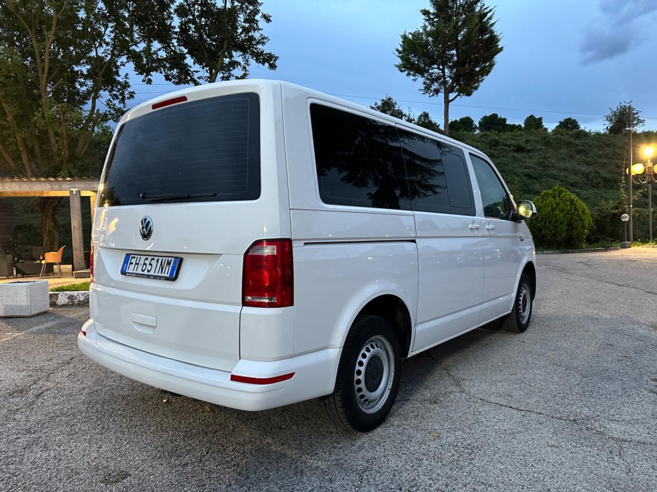 Volkswagen Caravelle 2.0 TDI 150CV DSG PC Cruise 9 Posti