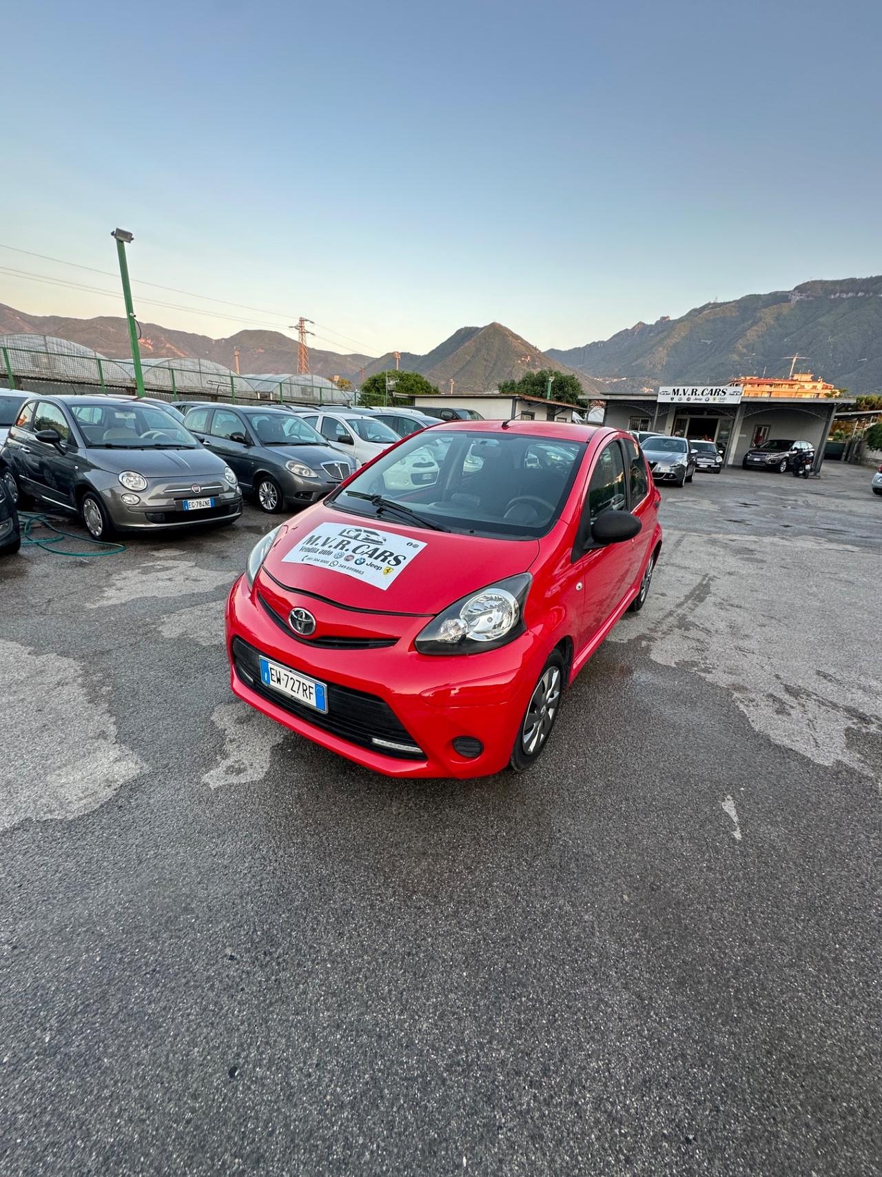 Toyota Aygo 1.0 12V VVT-i 5 porte Cool Soda Connect