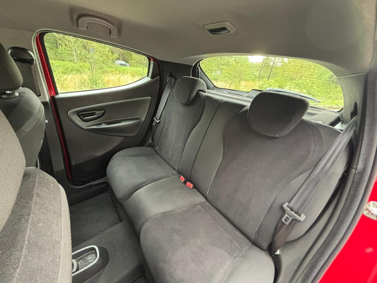 Lancia Ypsilon 0.9 TwinAir *NEOPATENTATI*METANO*