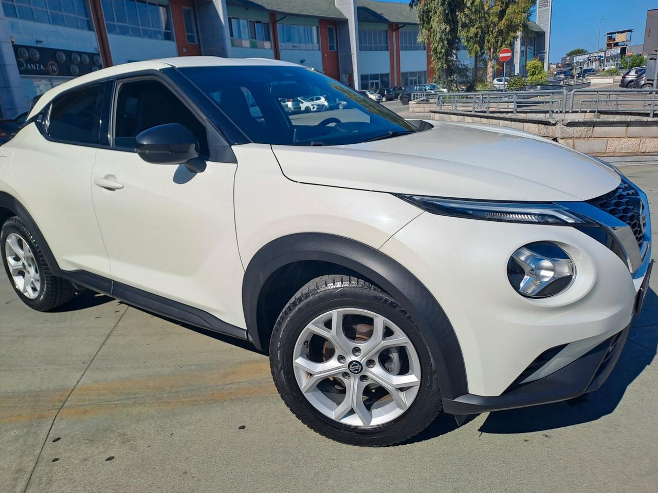 Nissan Juke 1.0 DIG-T 114 CV Enigma