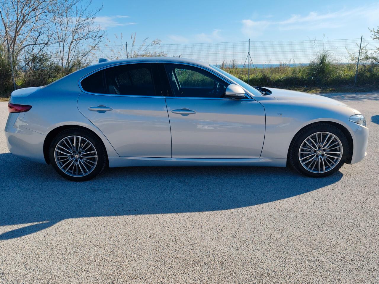 Alfa Romeo Giulia 2.2 TD AT8 190cv Ti