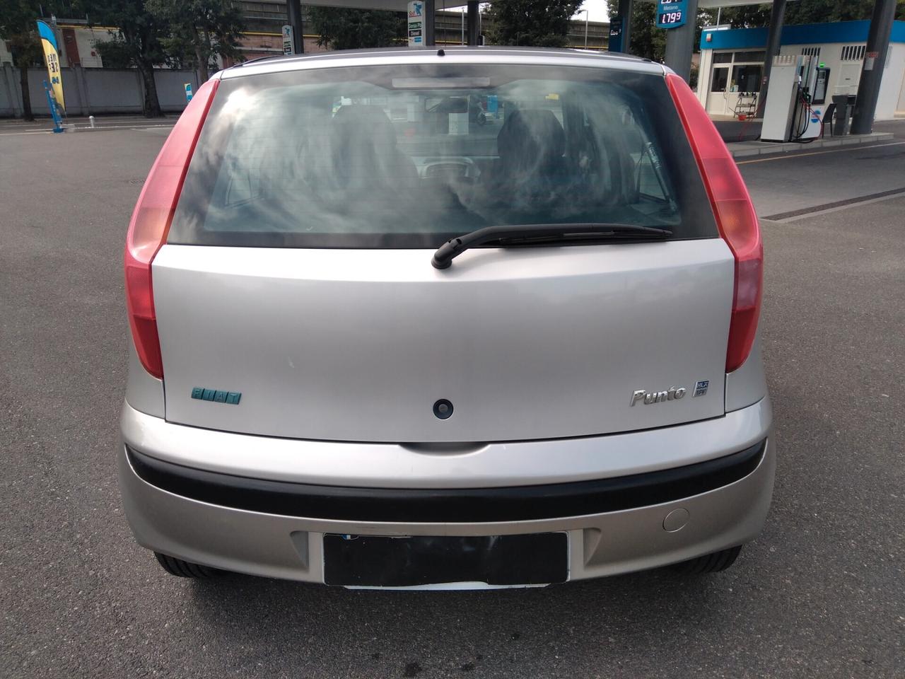 Fiat Punto 1.2i 16V cat 5 porte HLX x neopatentati