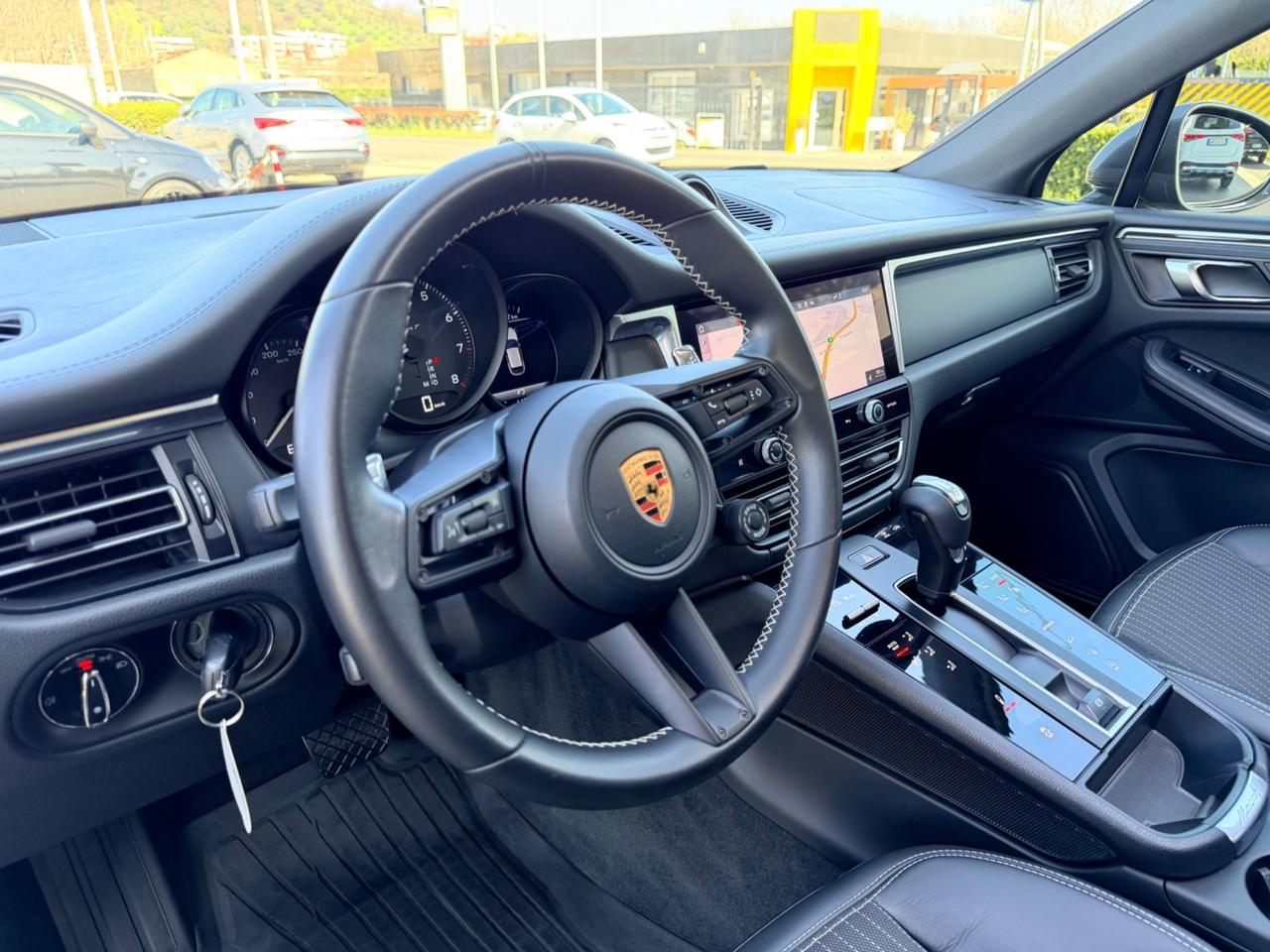 Porsche Macan 2.0 T 265cv open edition con approved