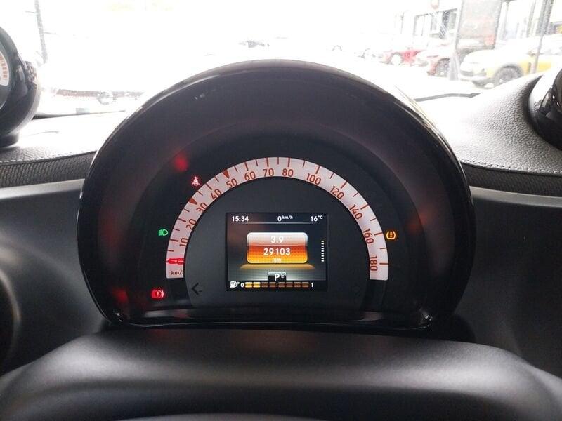 smart forfour Forfour 0.9 t Brabus Style 90cv twinamic