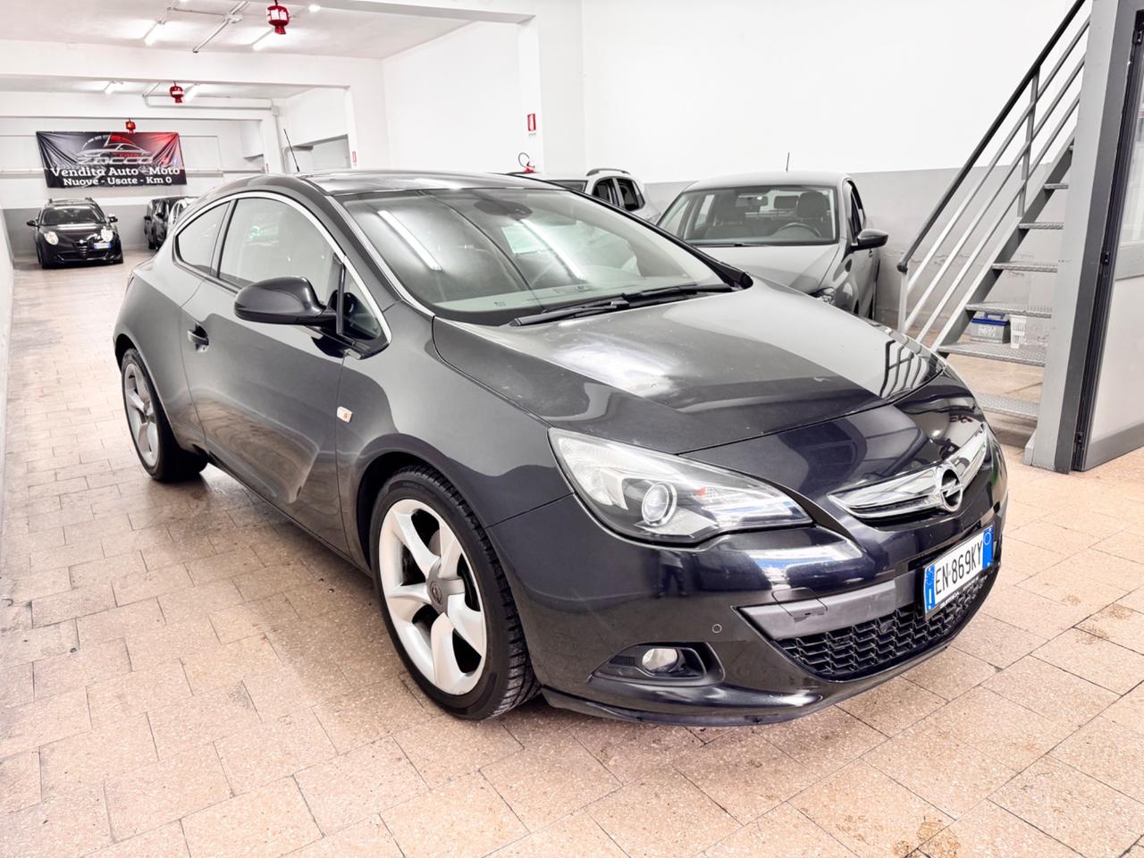 Opel Astra GTC 1.7 CDTi 130 Cv 3P. 119.000 KM