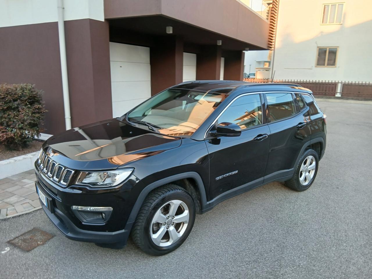 Jeep Compass 1.6 Multijet II 2WD Longitude Full Optional tua a € 199 mese