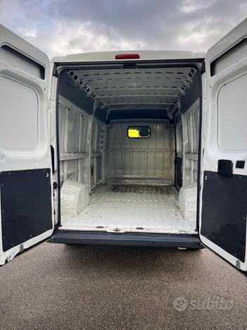 Peugeot boxer 330 2.0