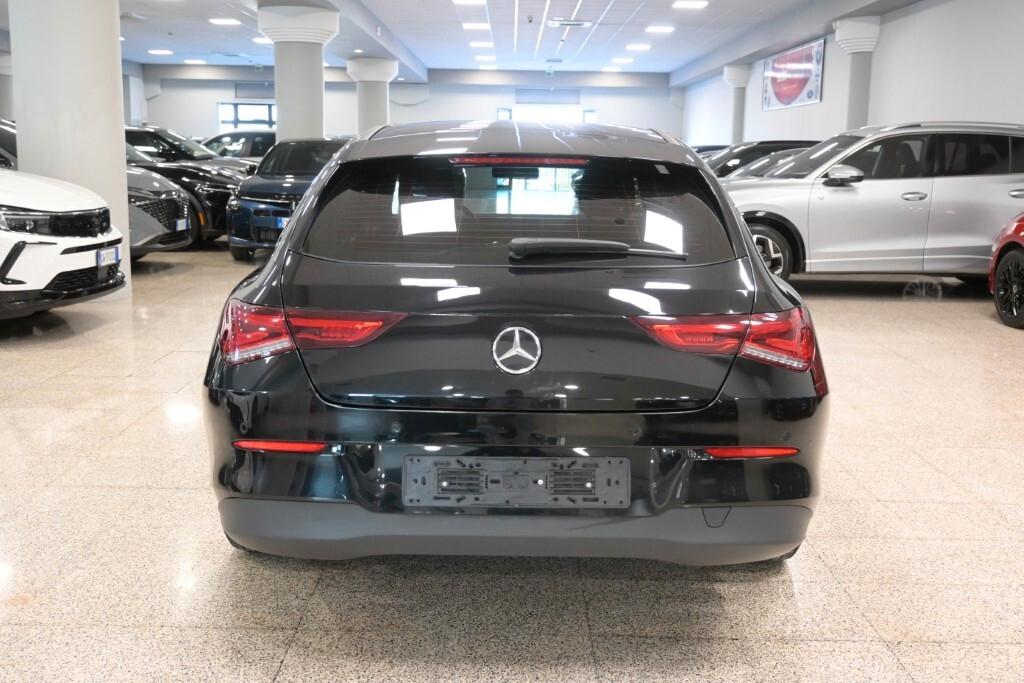 MERCEDES-BENZ CLA SHOOTING BRAKE 180D 115CV AUTOMATIC BUSINESS SOLUTION ( FARI LED - CRUISE - NAVI PREMIUM - MIRROR - PARK ASSIST - TELECAMERA POST. )