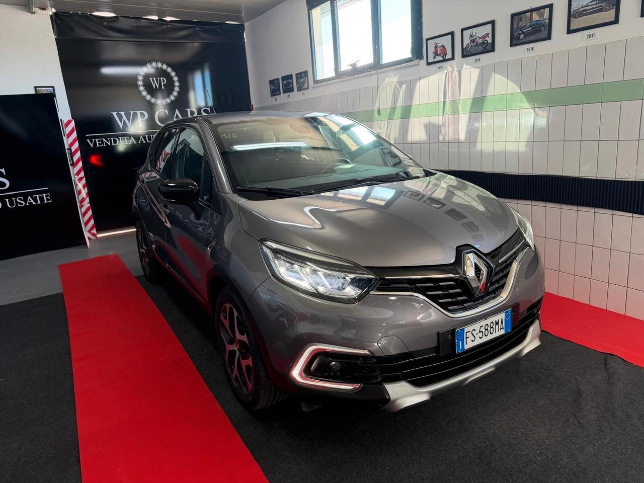Renault Captur dCi 8V 90 CV EDC Initiale Paris
