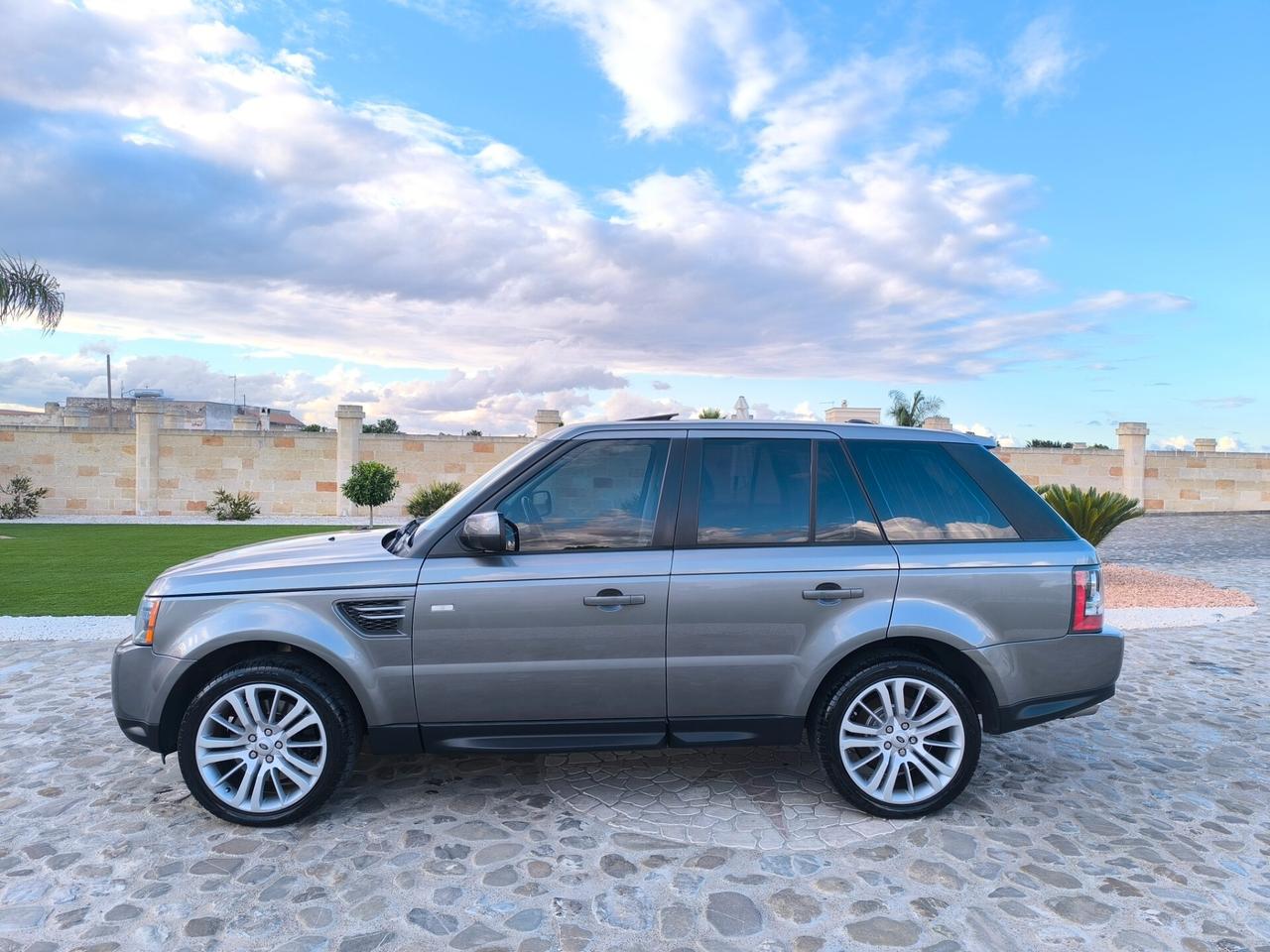 Land Rover Range Sport 3.0 SDV6 HSE perfetta in tutto