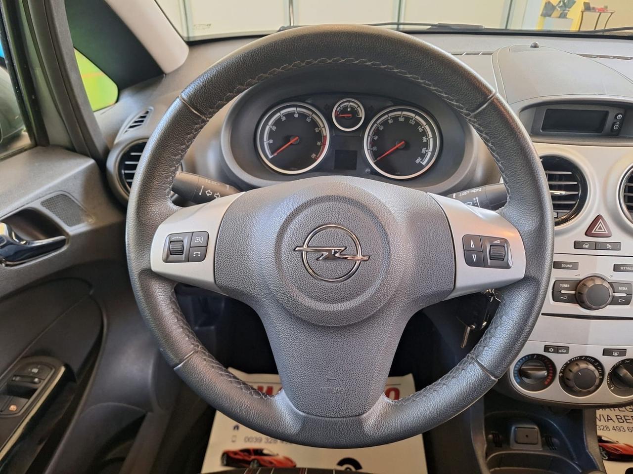 Opel Corsa 1.2 benzina 5 p. Automatico