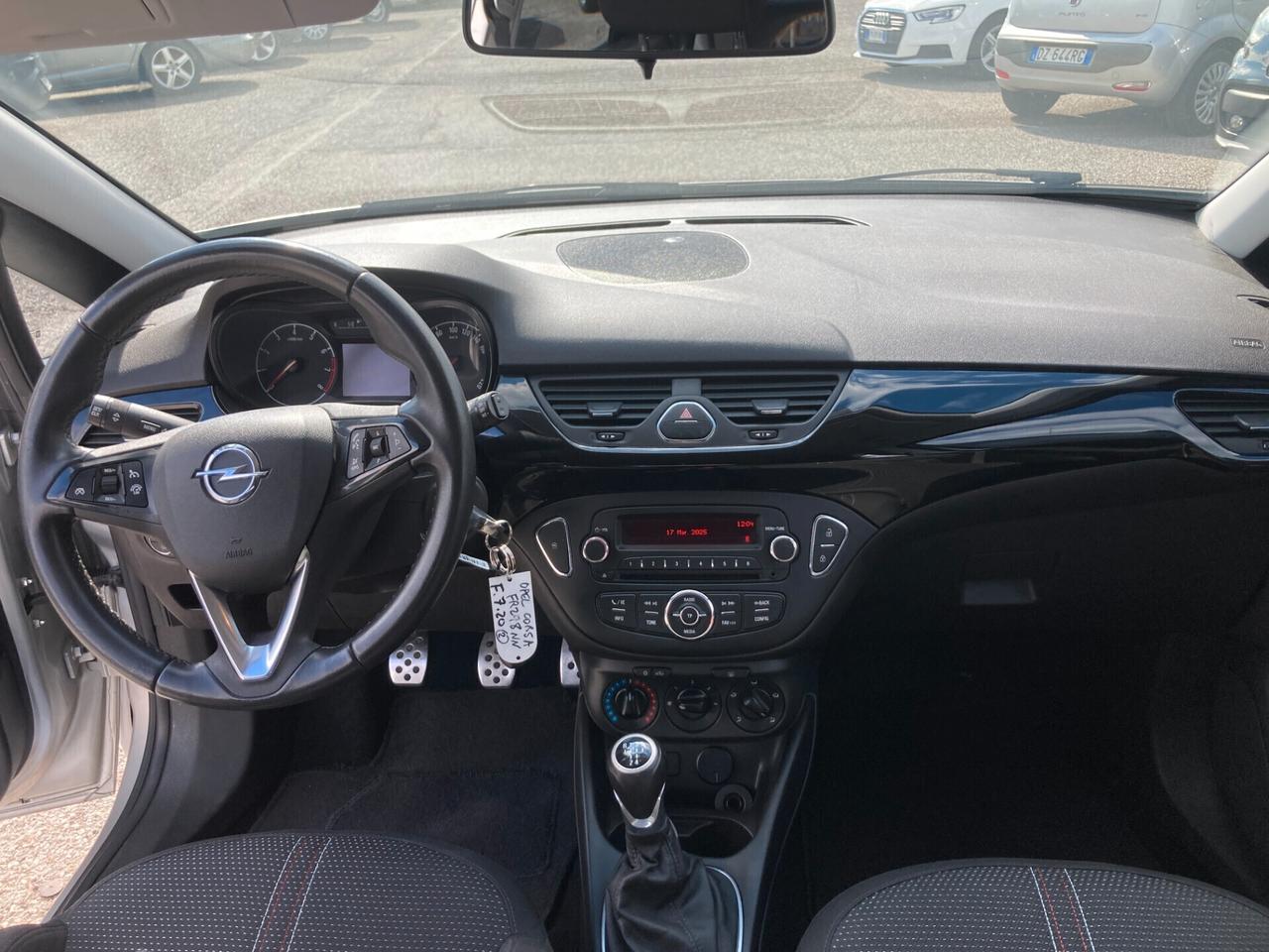 Opel Corsa 1.2 5 porte Advance 75CV