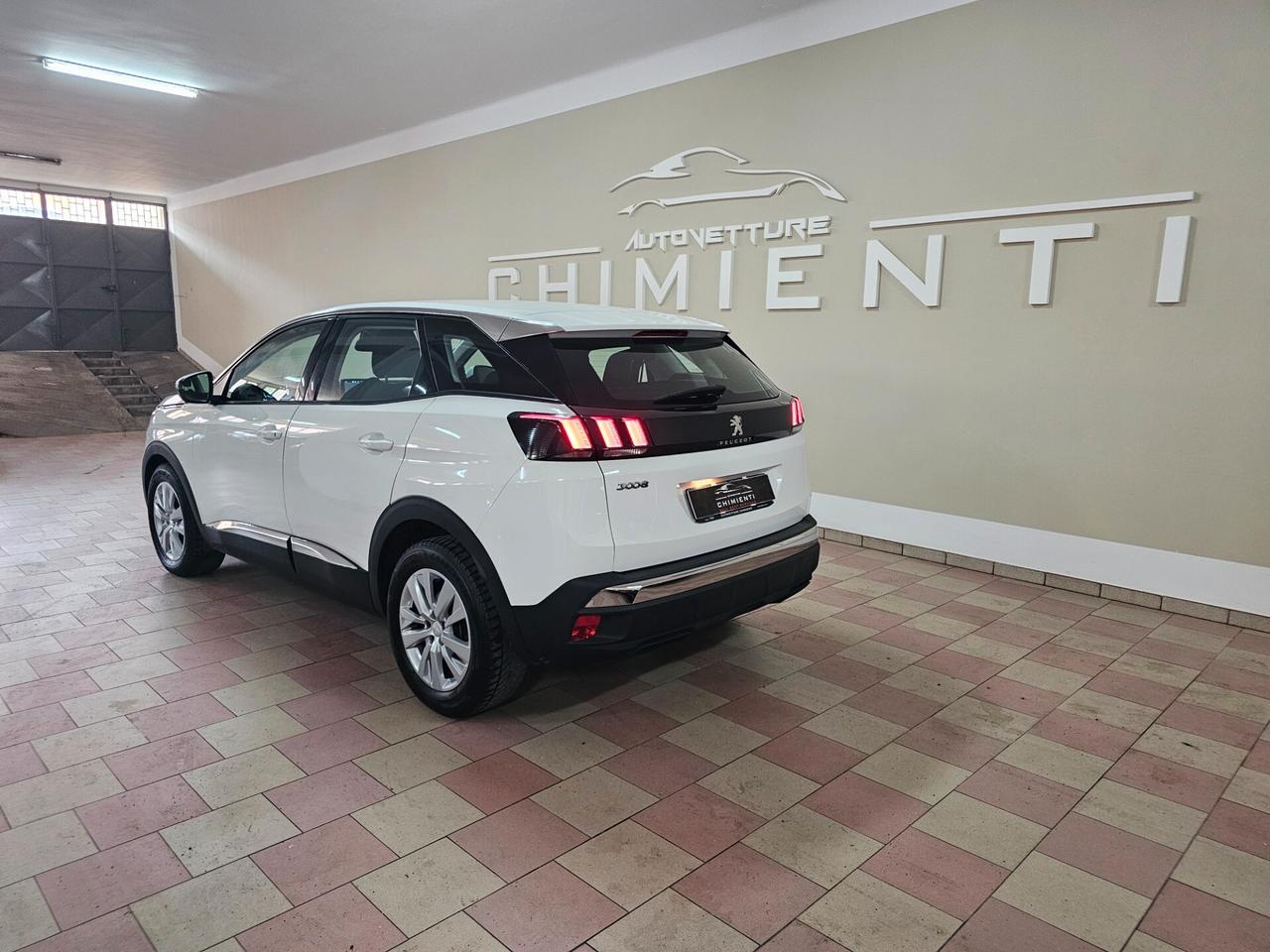 Peugeot 3008 BlueHDi 130 S&S EAT8 Business