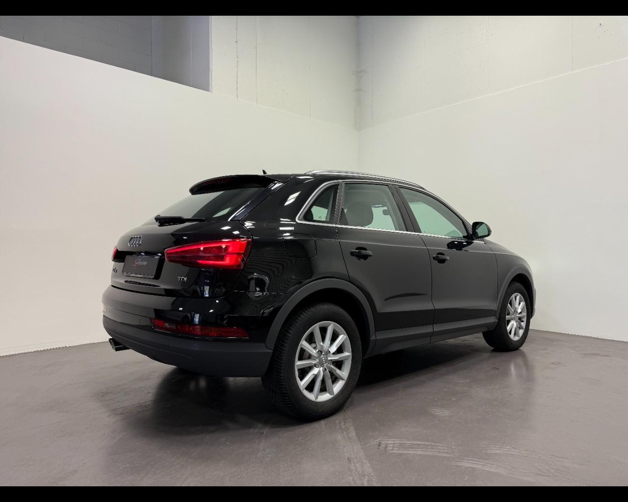 AUDI Q3 2.0 TDI BUSINESS