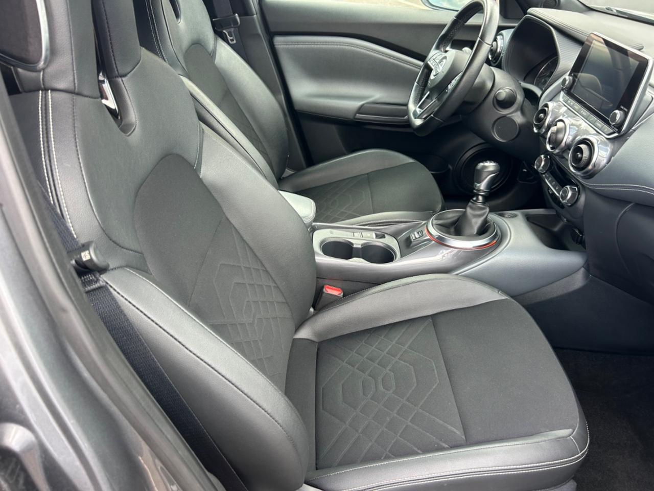Nissan Juke 1.0 DIG-T 114 CV Tekna
