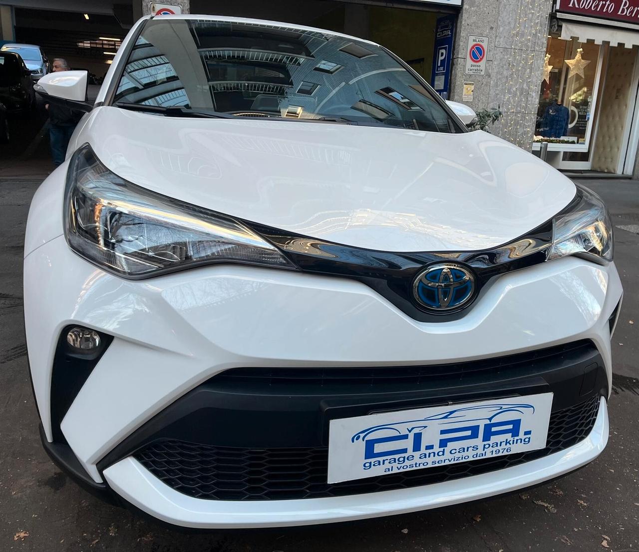 Toyota C-HR 1.8 Hybrid E-CVT Trend