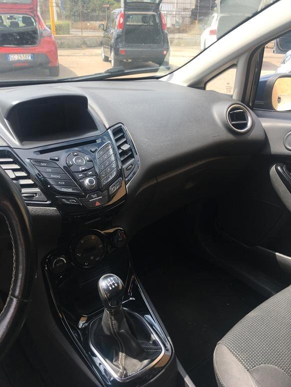 Ford Fiesta 1.5 TDCi 75CV 5 porte Titanium