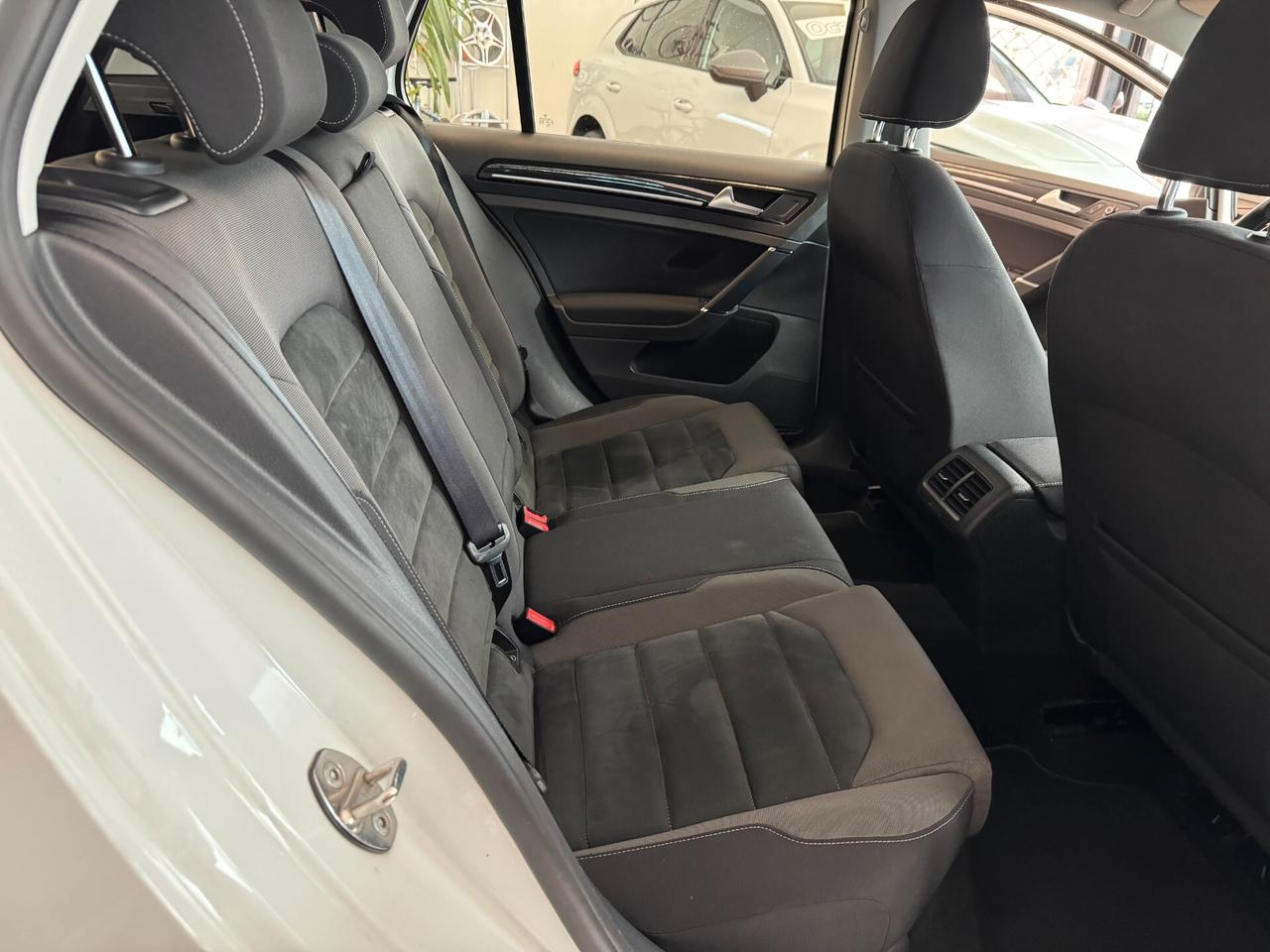 VOLKSWAGEN GOLF 2.0cc 150CV TDI DSG