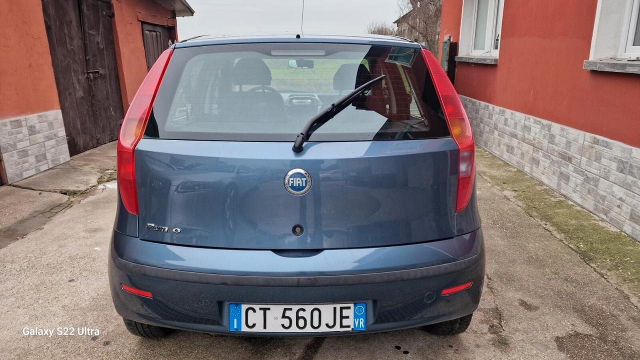 Fiat Punto 1.2 5 porte Actual gpl valido neopatentati