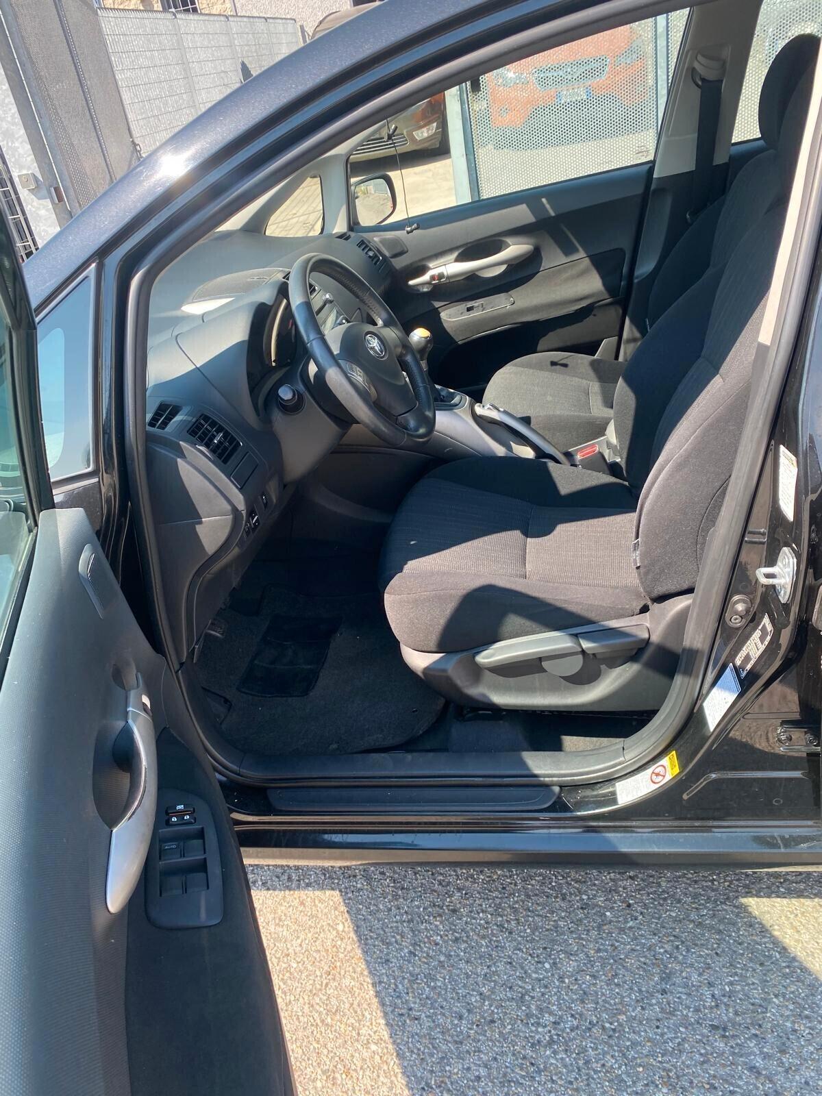 Toyota Auris 1.6 5 porte Sol CON SOLI *104257* KM ORIGINALI UNICO PROPRIETARIO