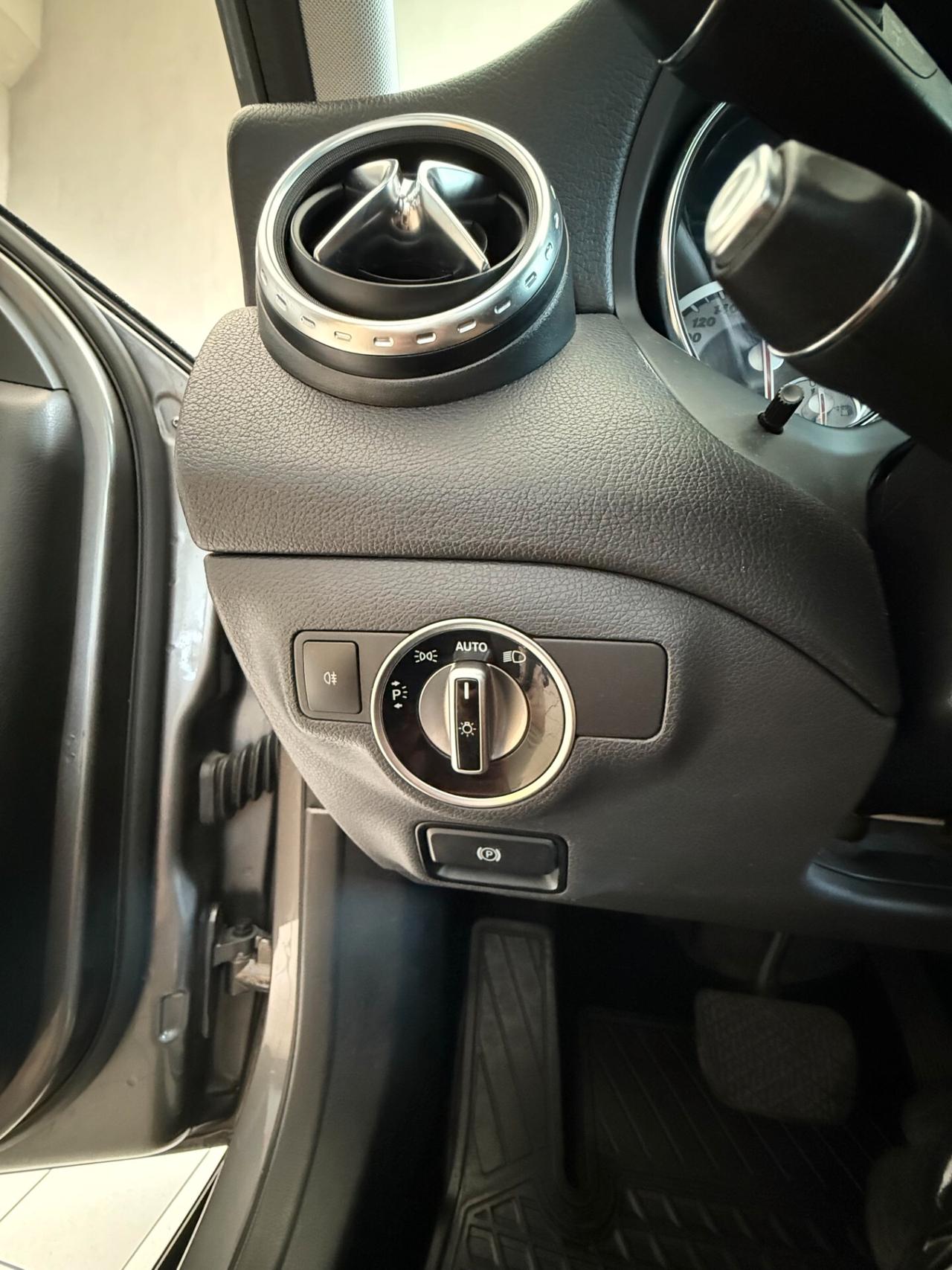 Mercedes-benz GLA 200 CDI Automatic Executive