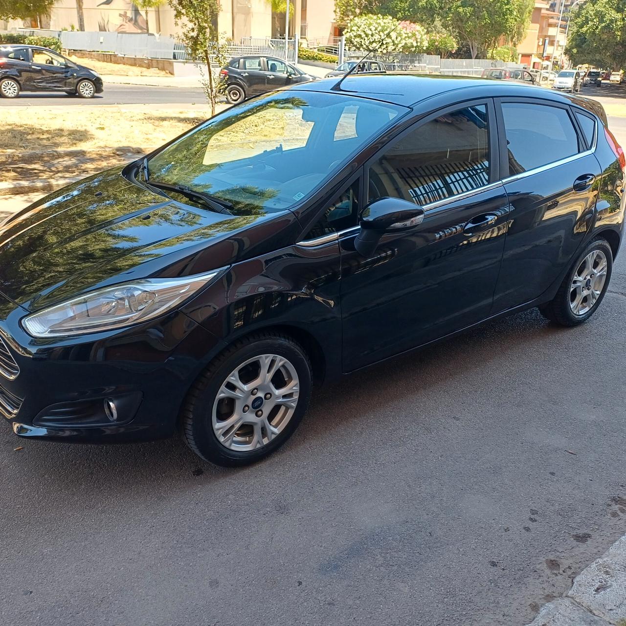 Ford Fiesta 1.5 TDCi 95CV 5 porte Titanium