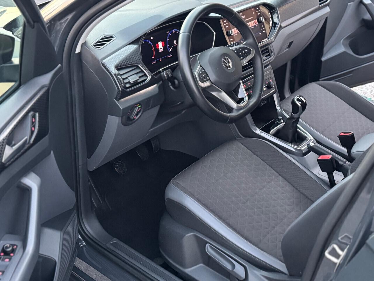 Volkswagen T-Cross 1.6 TDI Style Neopatentati !