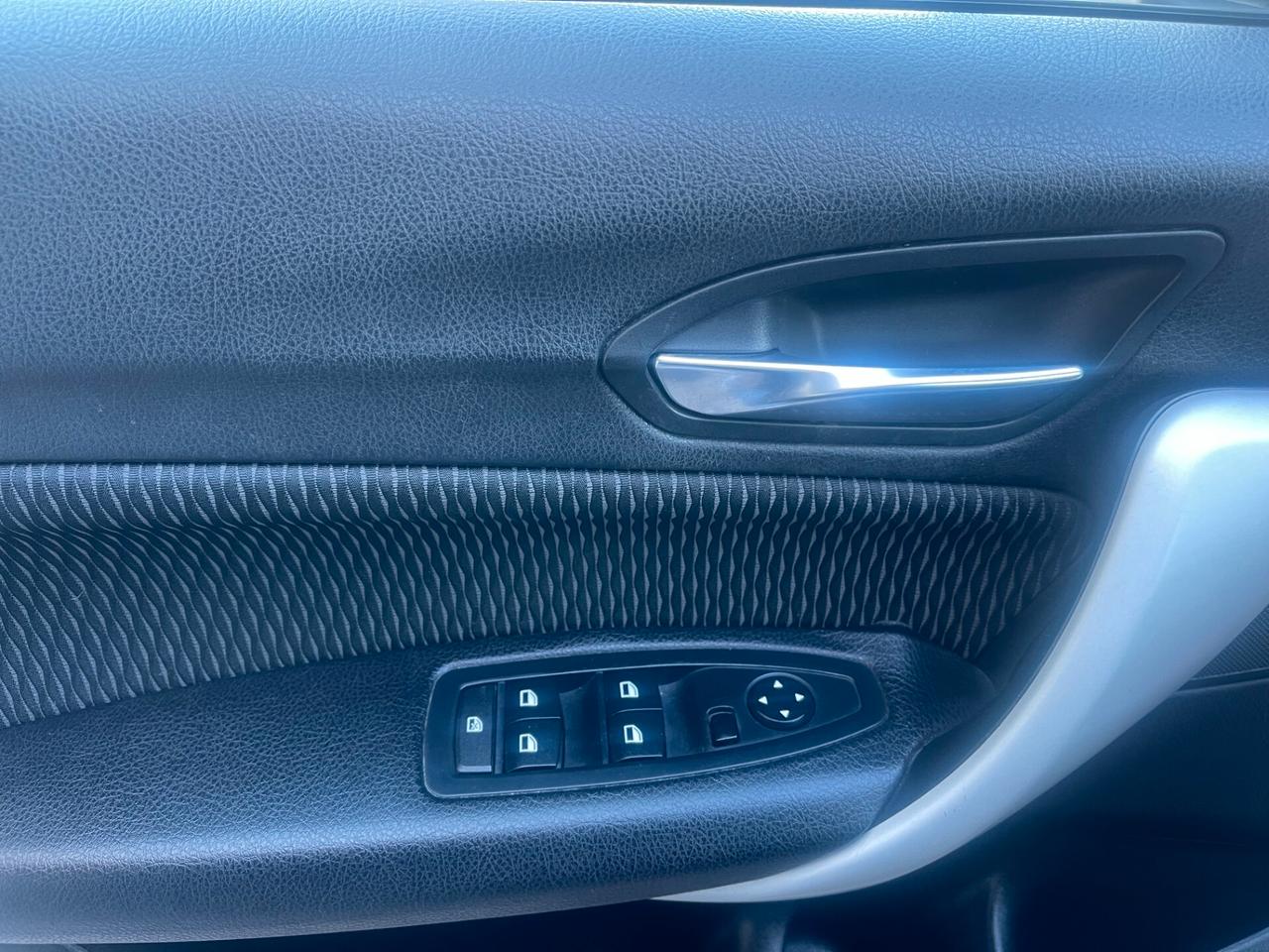 Bmw 116d 5p. Urban NEO PATENTATI