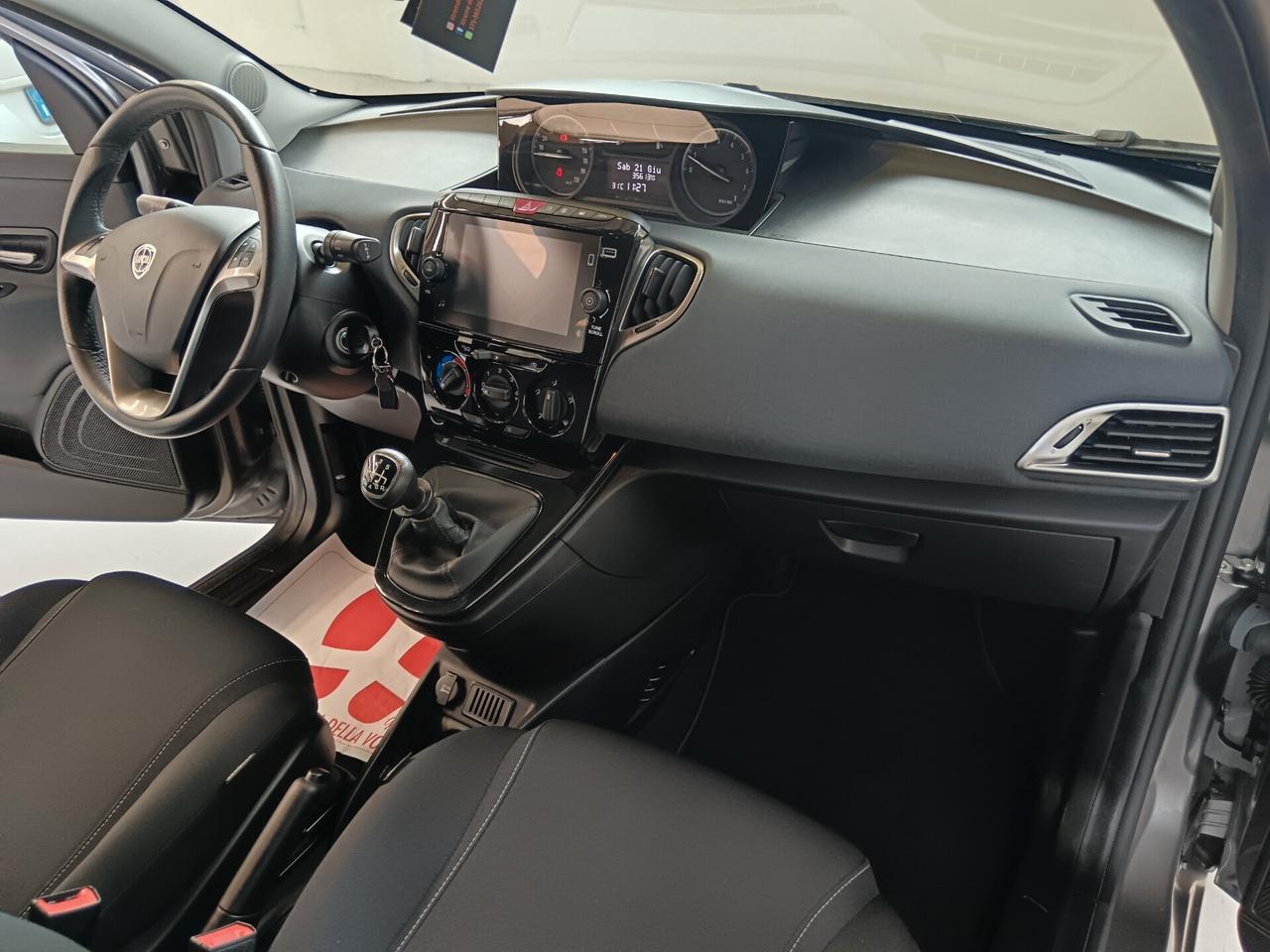 Lancia Ypsilon 1.0 FireFly 5 porte S&S Hybrid Ecochic Gold PREZZO REALE
