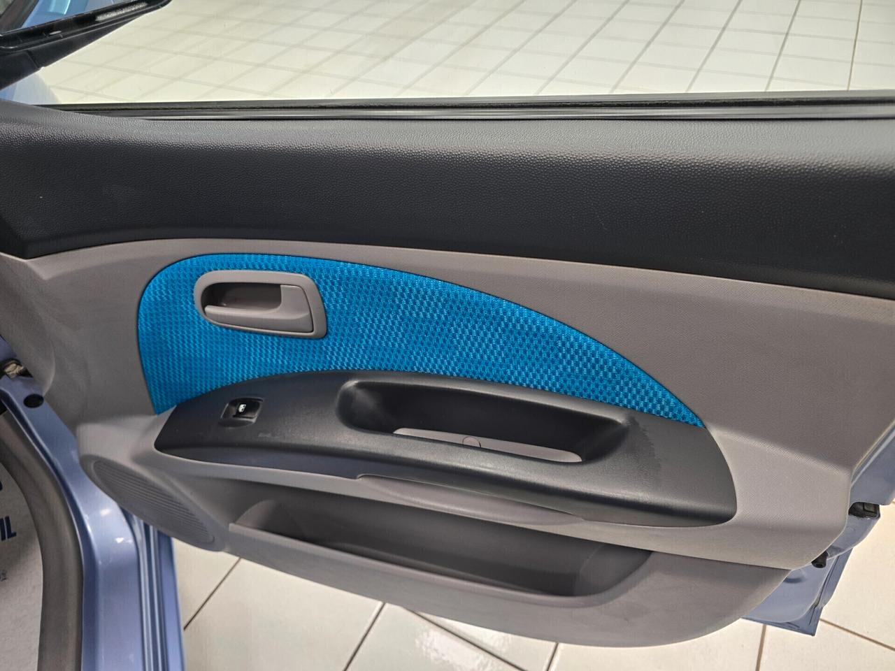 Kia Picanto 1.1 12V Spicy 65cv NEOPATENTATI