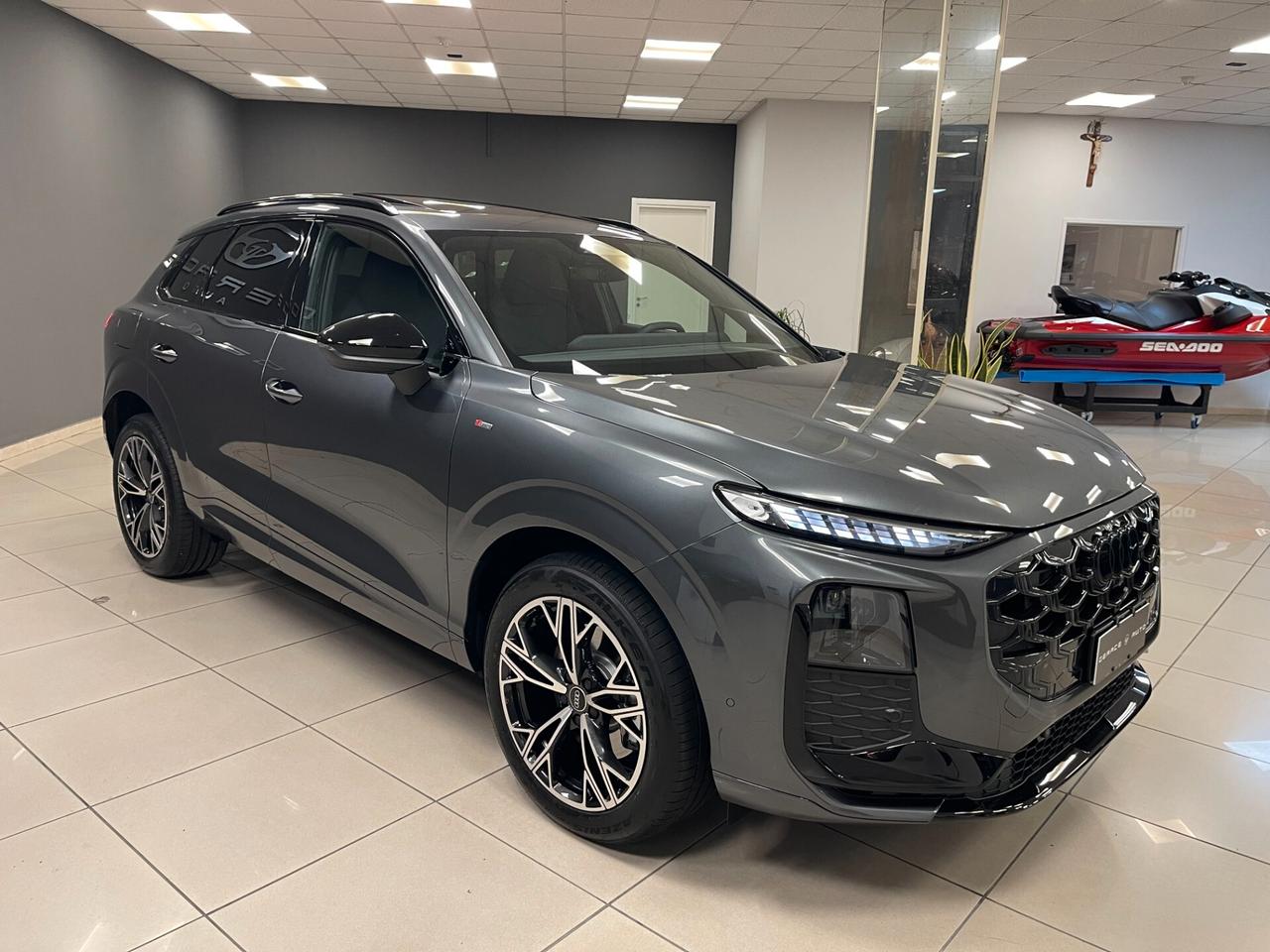 New Audi Q3 2.0TDI 150cvSline Tech plus