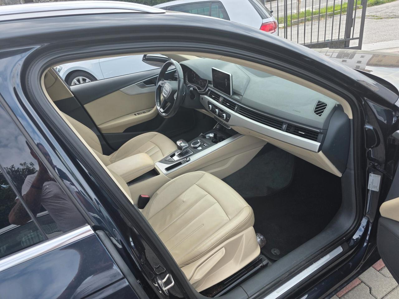 Audi A4 Avant 2.0 TDI 150 CV S tronic Business Sport