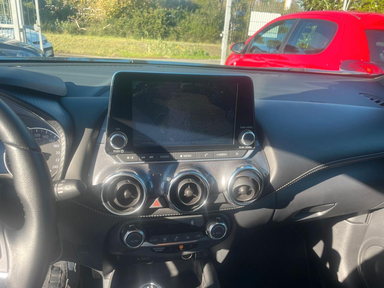 Nissan Juke 1.0 DIG-T 114 CV N-Connecta