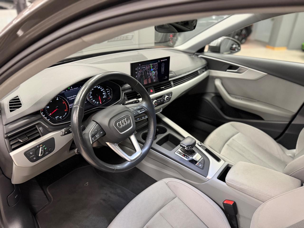 Audi A4 Avant 40 TDI S tronic Business