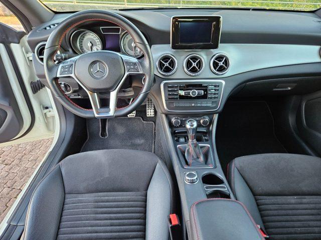 MERCEDES-BENZ CLA 200 Premium CC1800