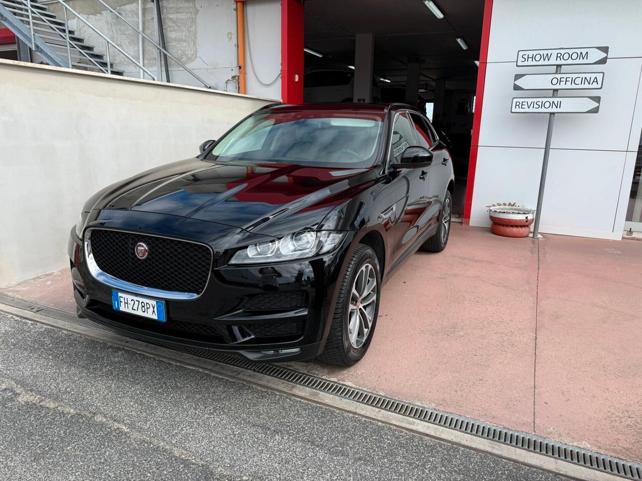 Jaguar F-Pace 2.0 D 180 CV AWD aut. Prestige