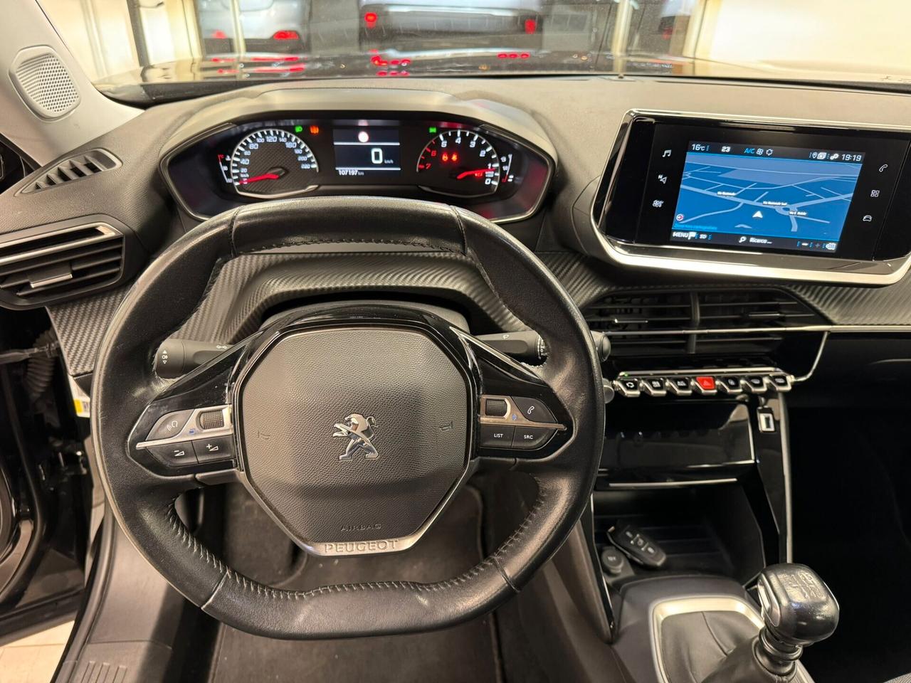 Peugeot 2008 BlueHDi 100 S&S Allure