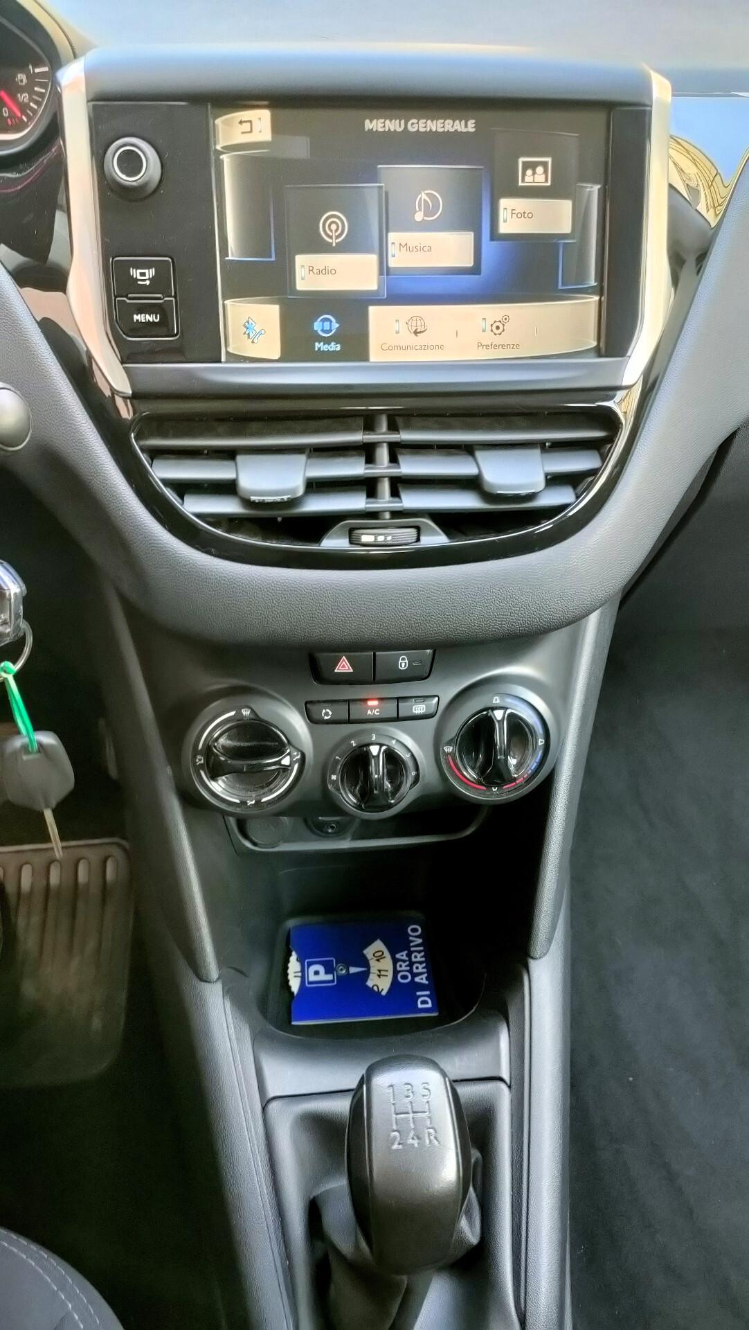 Peugeot 208 1.0 kw50 MOTORE NUOVO CON GARANZIA