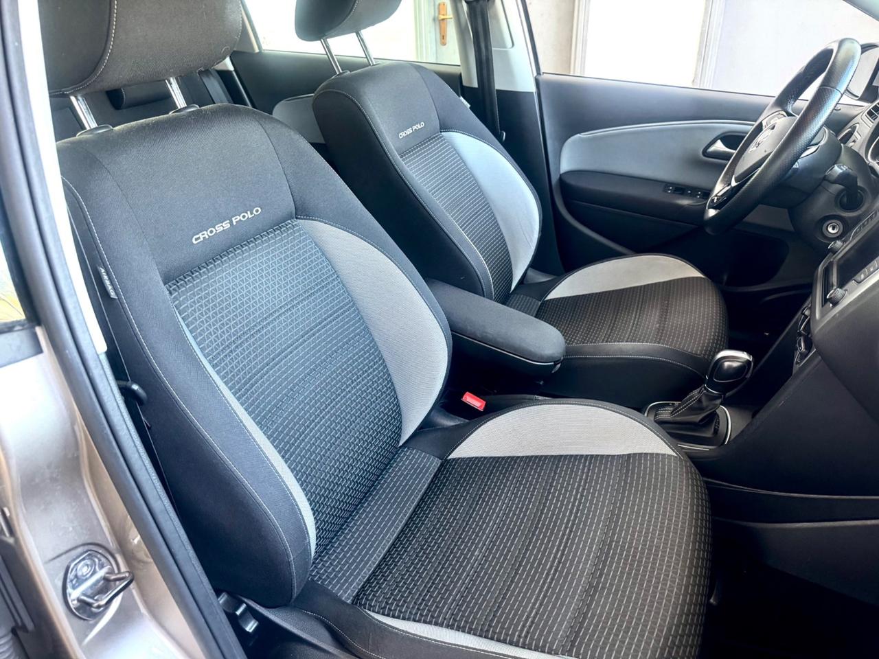 Volkswagen Polo Cross 1.2 TSI DSG BlueMotion Technology