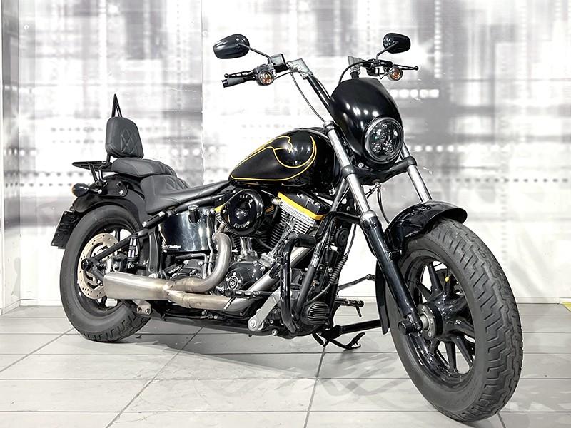 Harley Davidson Softail Blackline 1584