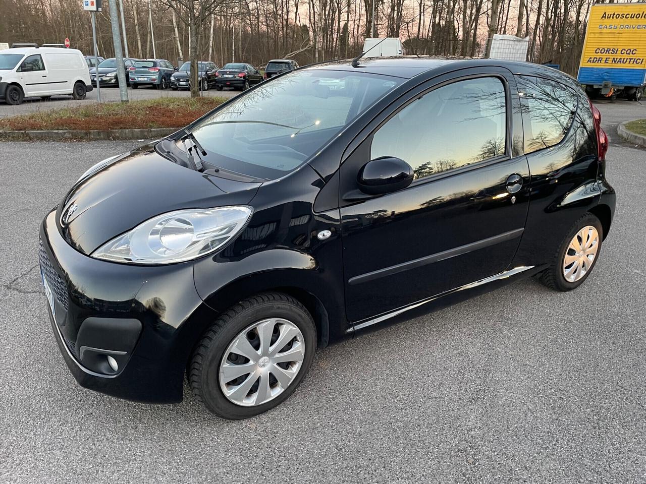 Peugeot 107 1.0 68CV 3p.Neopatentati*Solo 60000km*