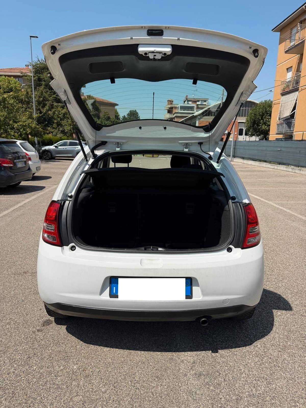 Citroen C3 1.2 - NEOPATENTATI - 12 MESI DI GARANZIA -