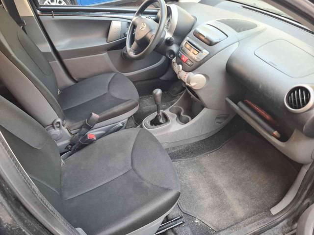 TOYOTA Aygo 1.0 12V VVT-i 5 porte Sol Connect