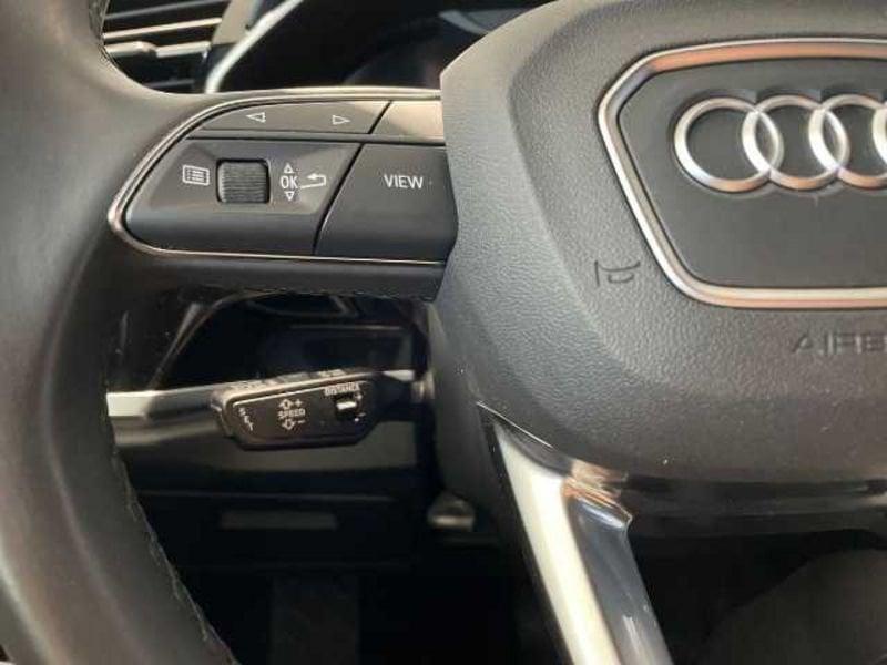Audi Q3 II 2018 35 2.0 tdi Identity Black s-tronic