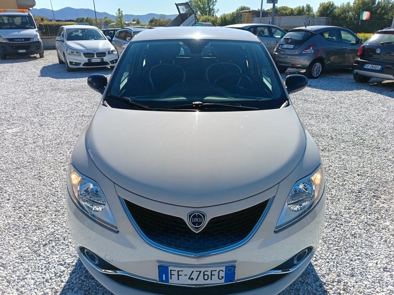 Lancia Ypsilon 1.2 69 CV 5 porte Gold