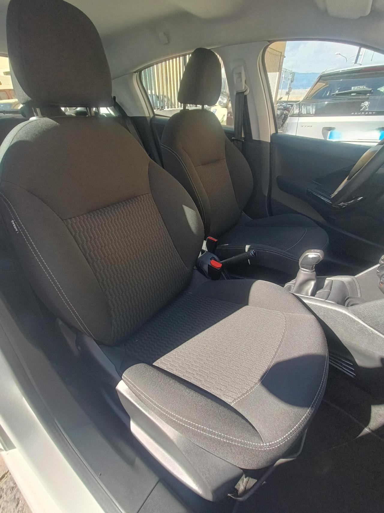 Peugeot 208 BlueHDi 100 S&S 5 porte Allure