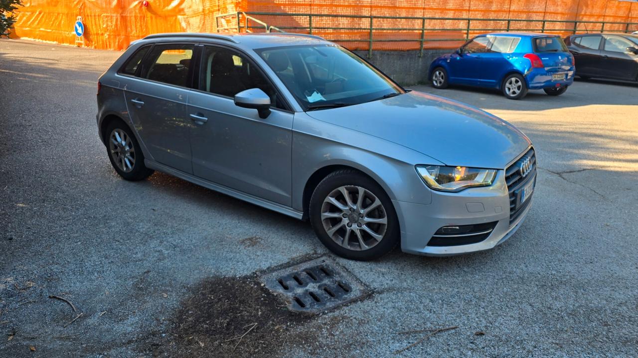 Audi A3 SPB 1.6 TDI ultra Attraction